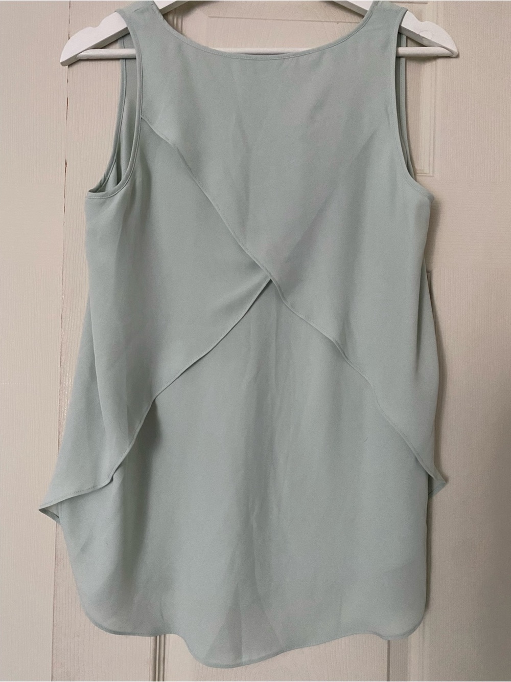 Women's XS Blouse Bundle Banana Republic & Ann Taylor EUC - Picture 4 of 14